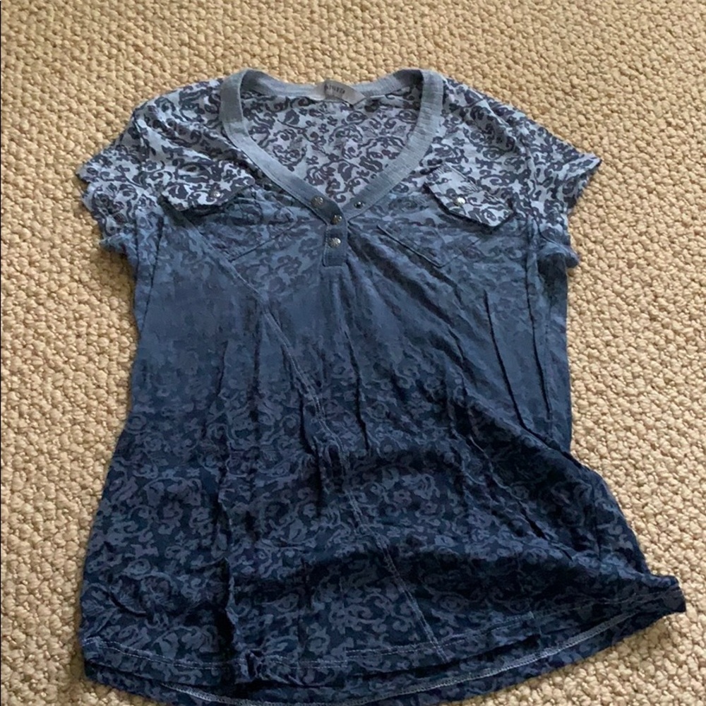 Athleta T-shirt Black ombré burnt floral patter